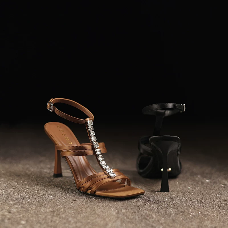 Water Shoes - Summer New Style Square Head Silk